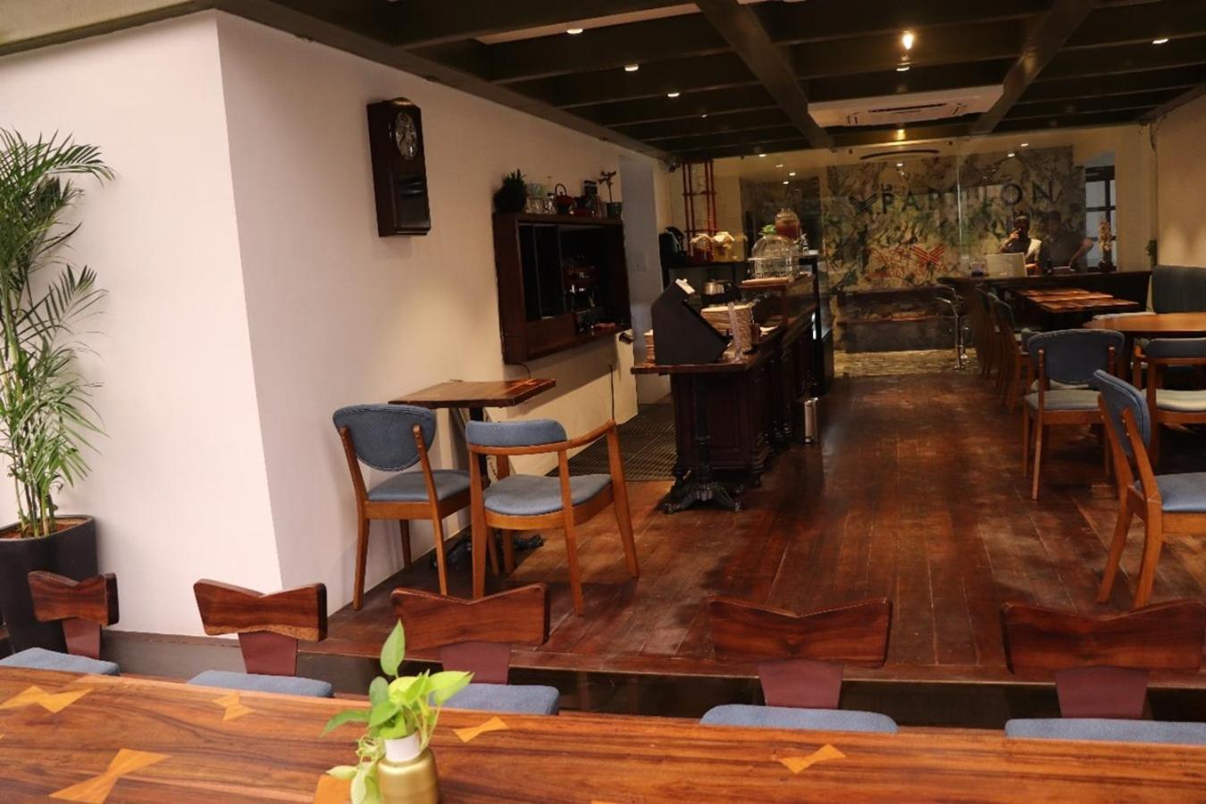 La Papillon Maison Пондичери Екстериор снимка