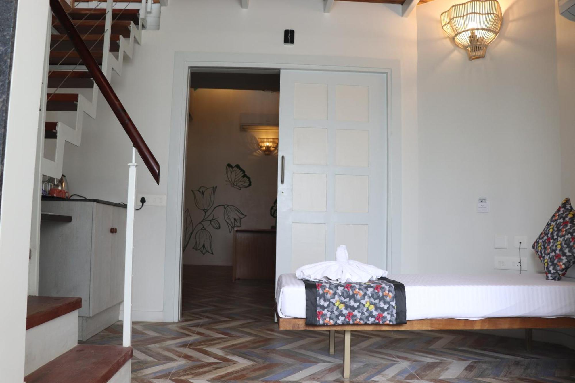 La Papillon Maison Пондичери Екстериор снимка