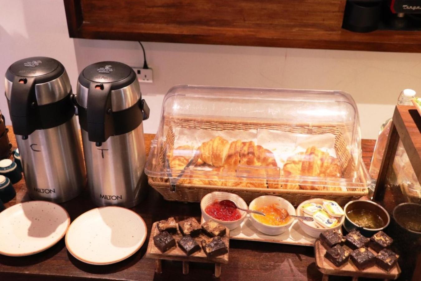La Papillon Maison Пондичери Екстериор снимка